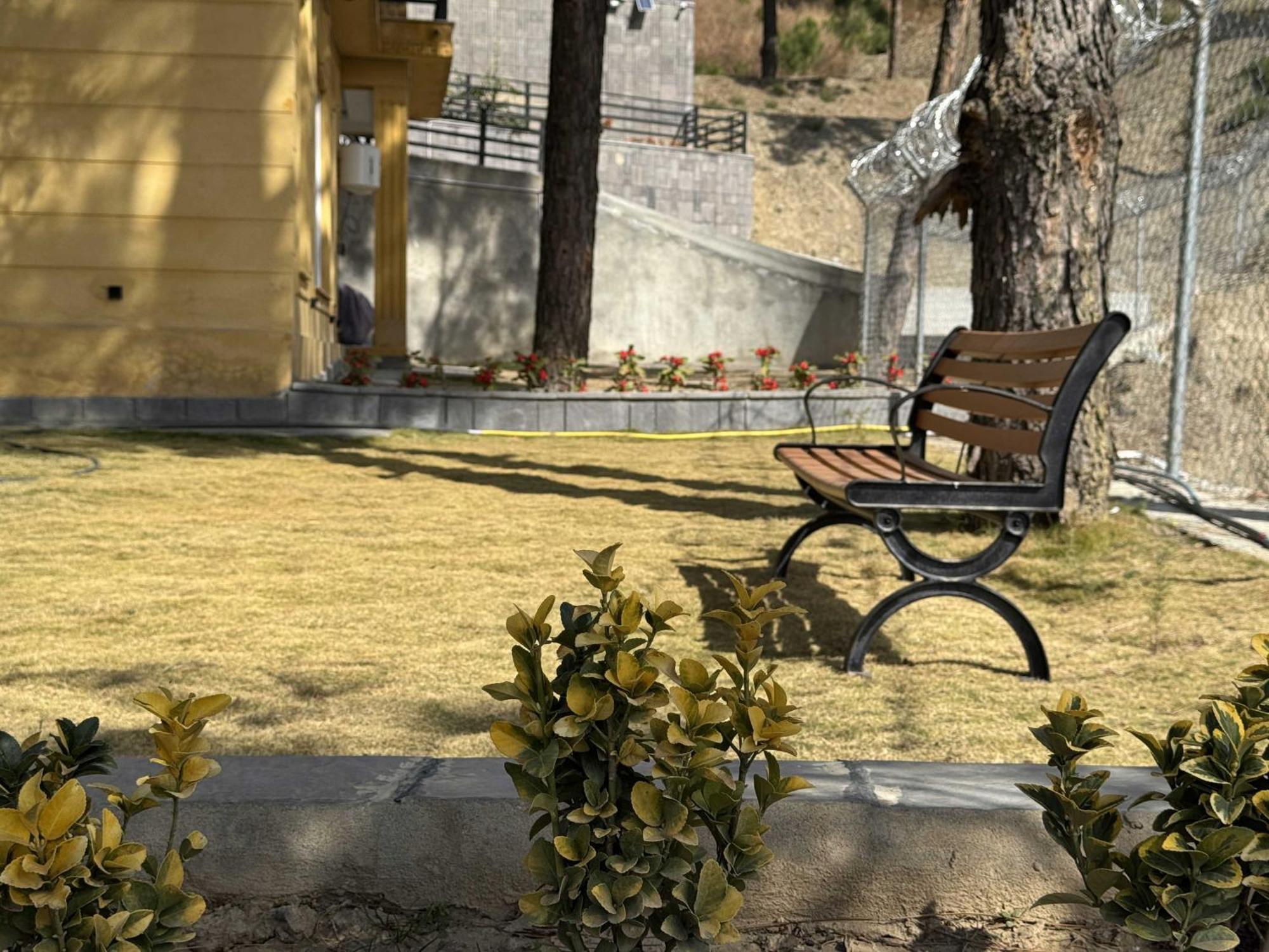 Hidden Hills Hotel & Resort Mansehra Zewnętrze zdjęcie