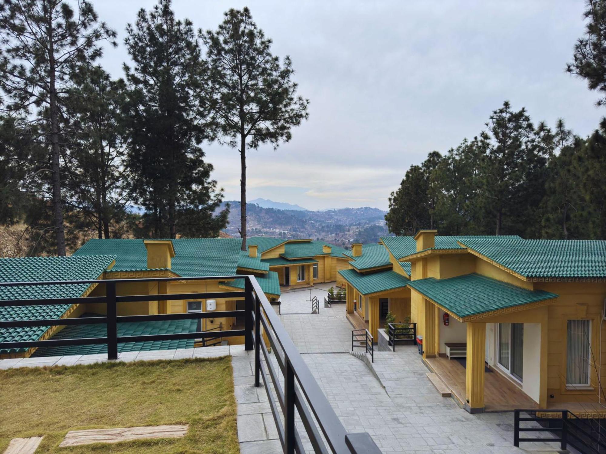 Hidden Hills Hotel & Resort Mansehra Zewnętrze zdjęcie